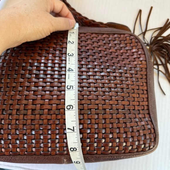 Cosci Hand Made in Italy Elegant Brown Woven Crossbody Bag - Picture 4 of 16